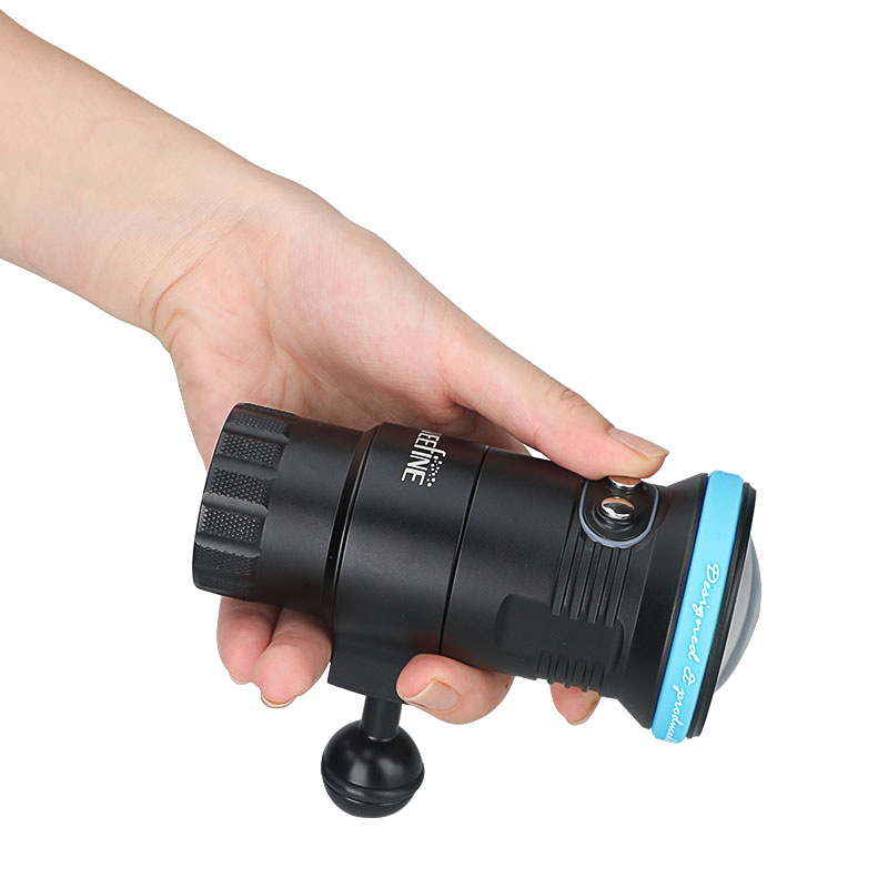 WEEFINE SolarFlare 4500 WF102  - Underwater Flashlight reseña y precio